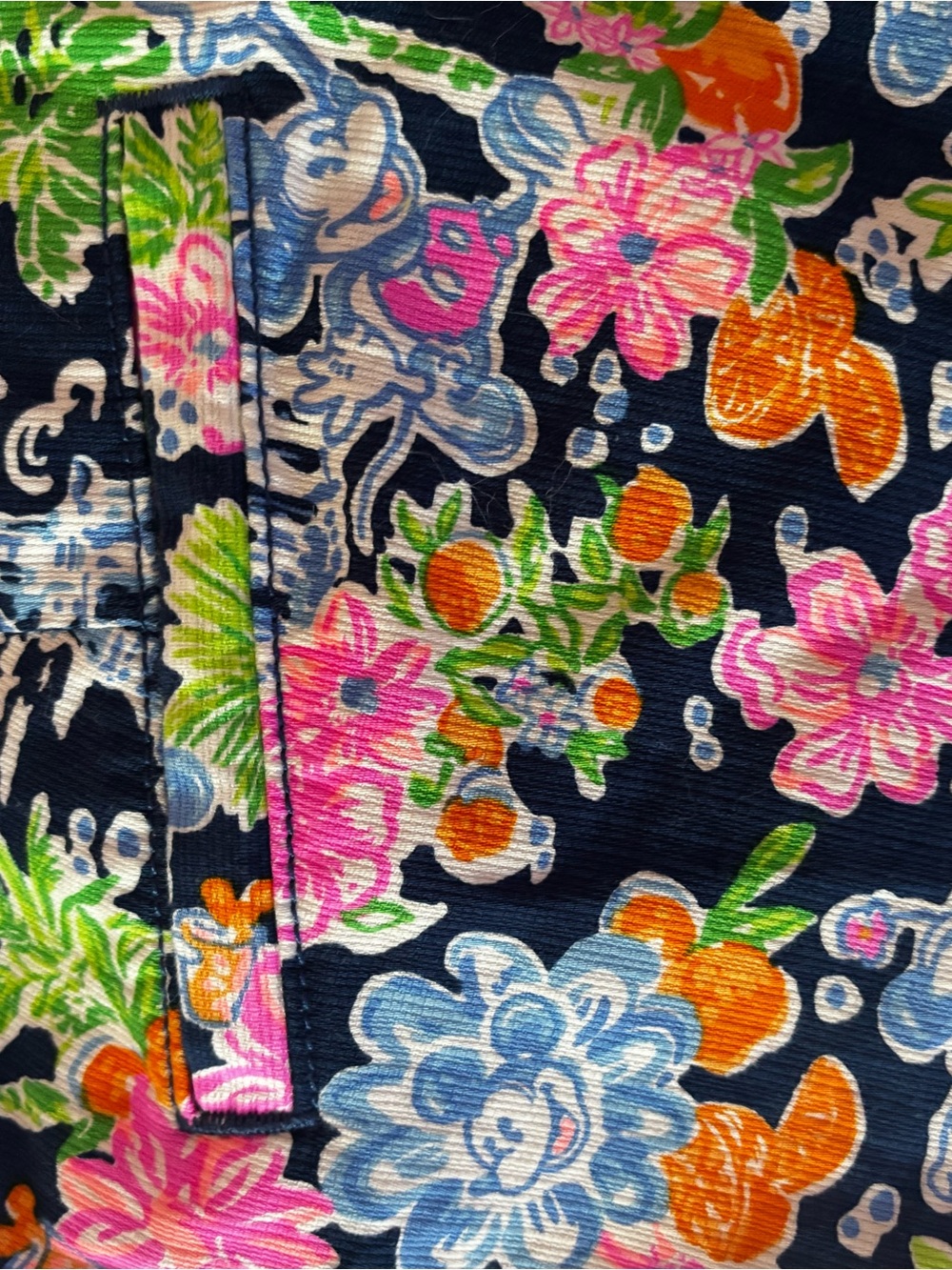 Lilly Pulitzer Disney Navy Multicolor Floral Scallop-Hem Shorts - Picture 4 of 7